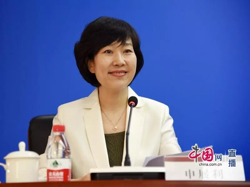 应急管理部新闻发言人、新闻宣传司司长申展利主持发布会