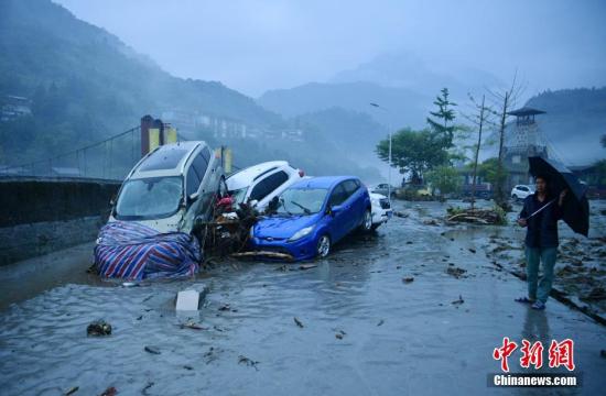 四川阿坝州暴雨灾害 已致8人死亡23人失联