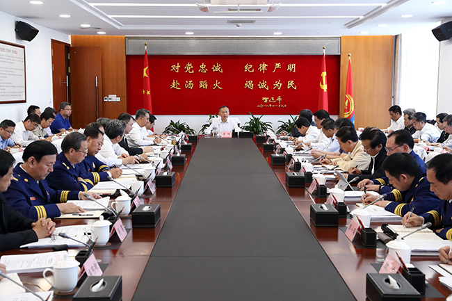 黄明：全力防控重大安全风险 为新时代建功立业