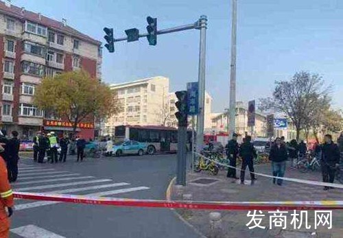 天津公交失控